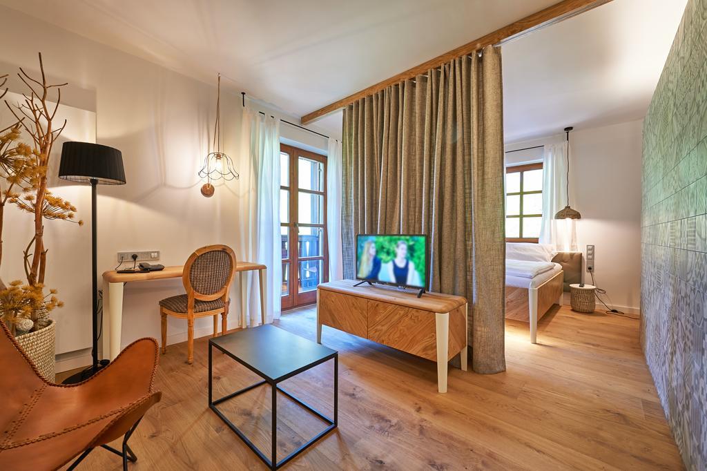 Hotel Plesnik Logarska Dolina Solčava Exteriör bild
